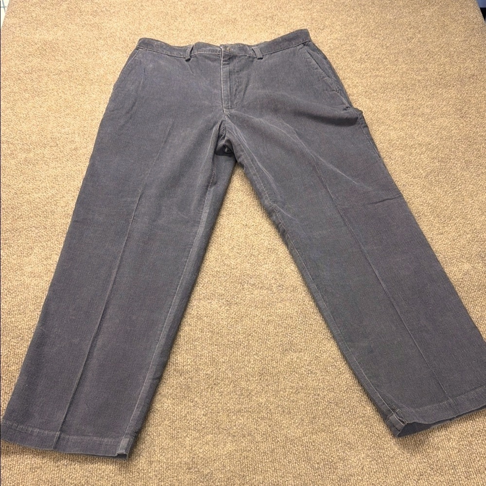 Haggar Go To Corduroy Jeans Mens 36x30 Classic Fit Straight Leg Pockets Gray NWT